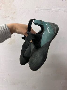 Butora Gomi Rock Climbing Shoes Size 11.5